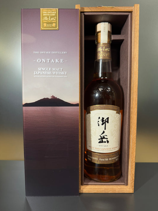 御岳 ONTAKE 43% Vol.＋Carton (Wooden box)