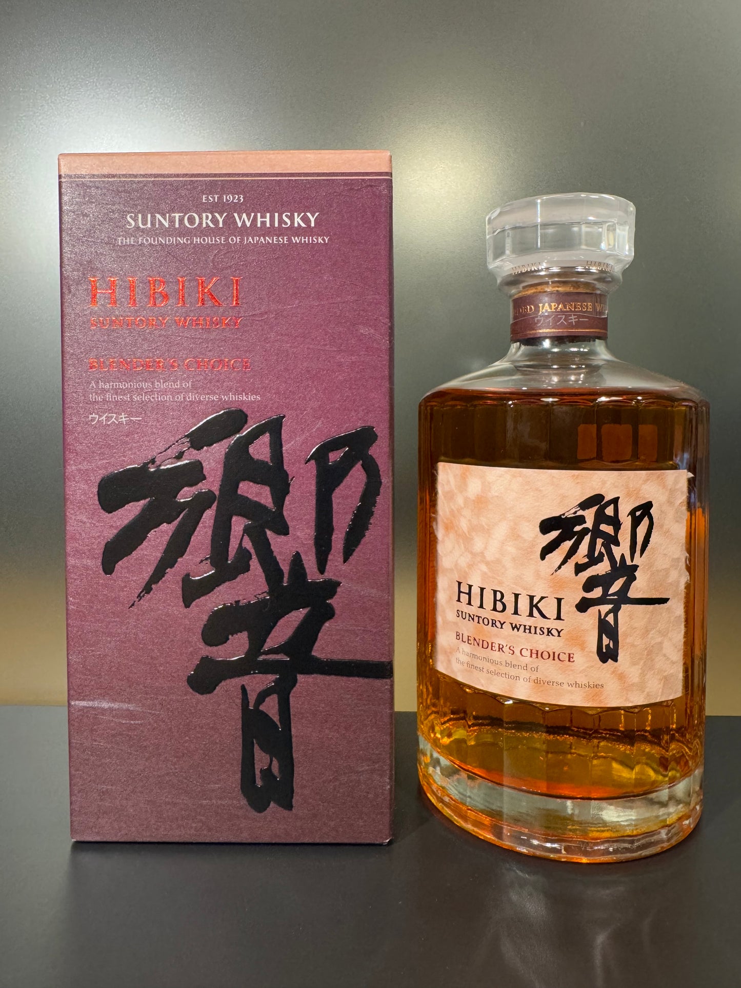 響 HIBIKI  Blender’s Choice (43% Vol.) ＋ Carton